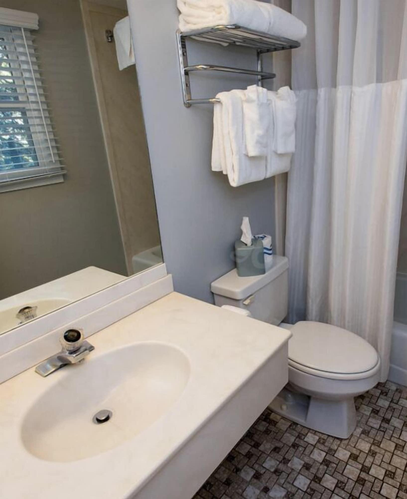 The Seaglass Inn & Spa Provincetown Bagian luar foto